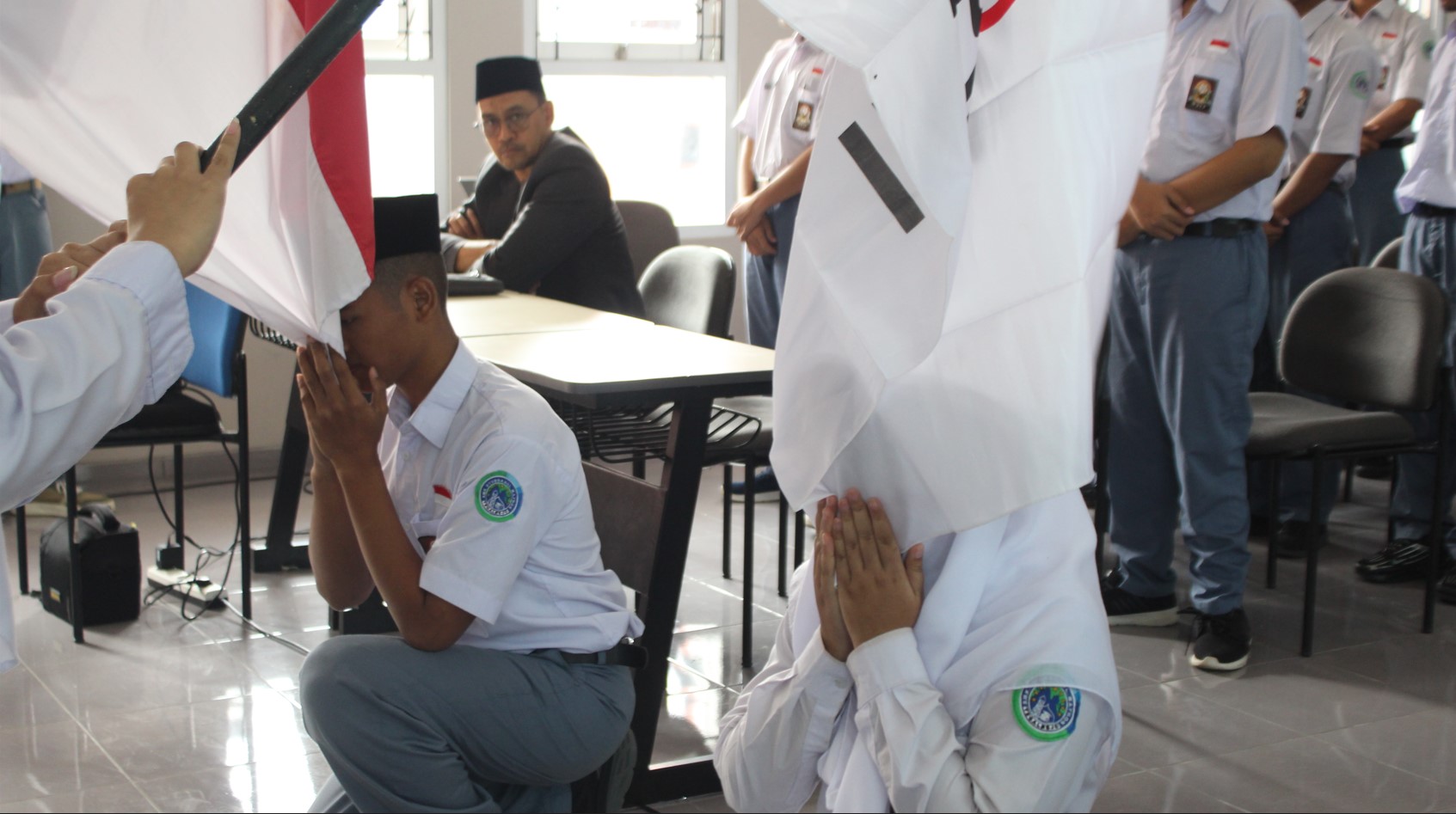 Foto kegiatan Pelantikan anggota PMR WIRA AVEROS-ASYIFA